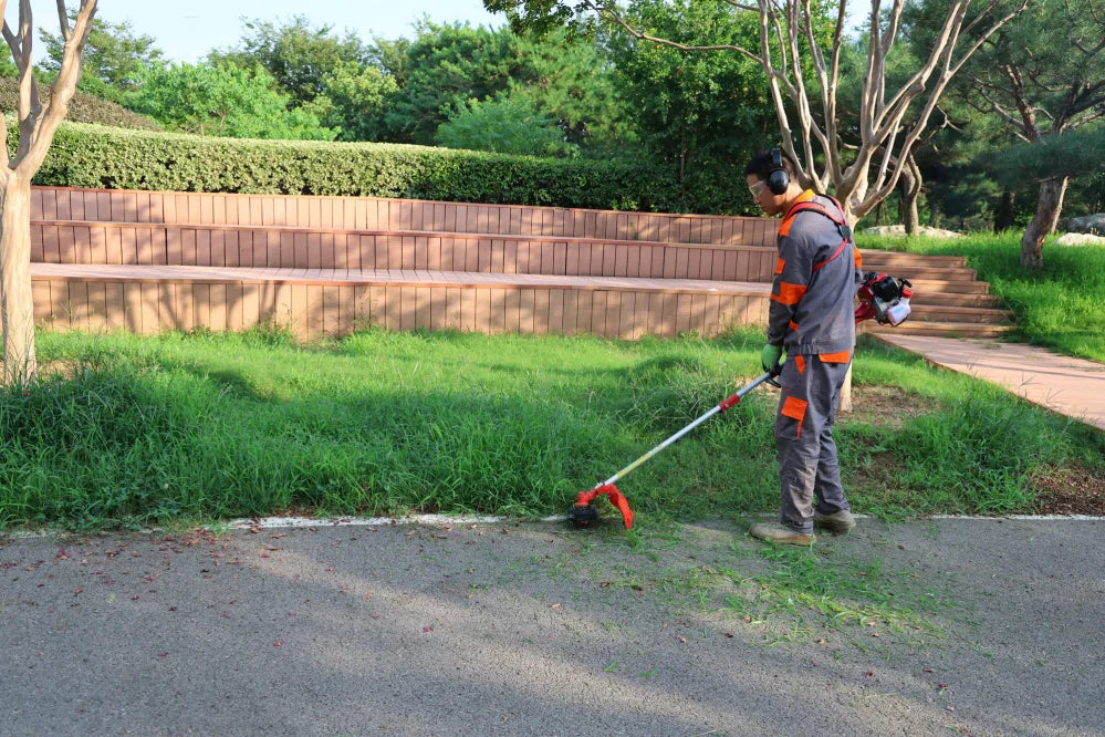 33cc 2Cycle MultiFunctional Gas Weed Wacker with 10 Blade 18 Head Pole Saw Hedge Trimmer Attachments EPA Compliant Lawn Garden